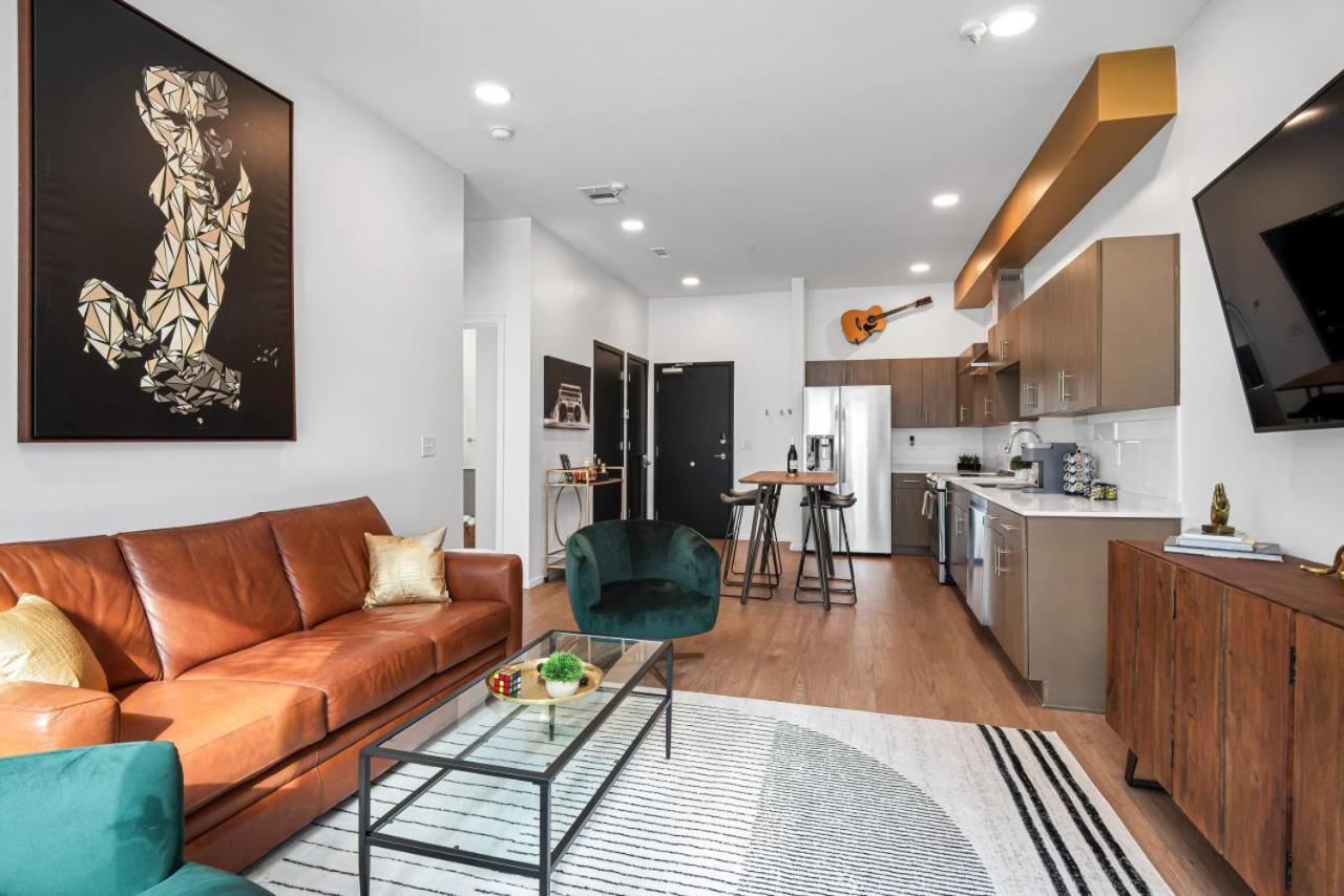 Upscale Cozy With Pool, Patio, Parking * Nashville
